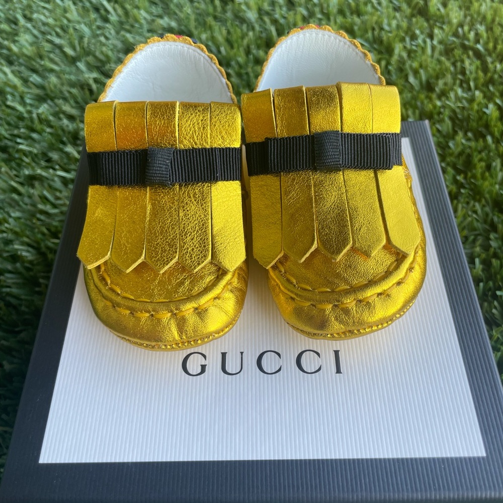 GUCCI pre-walker shoes 0-3 months size 16
